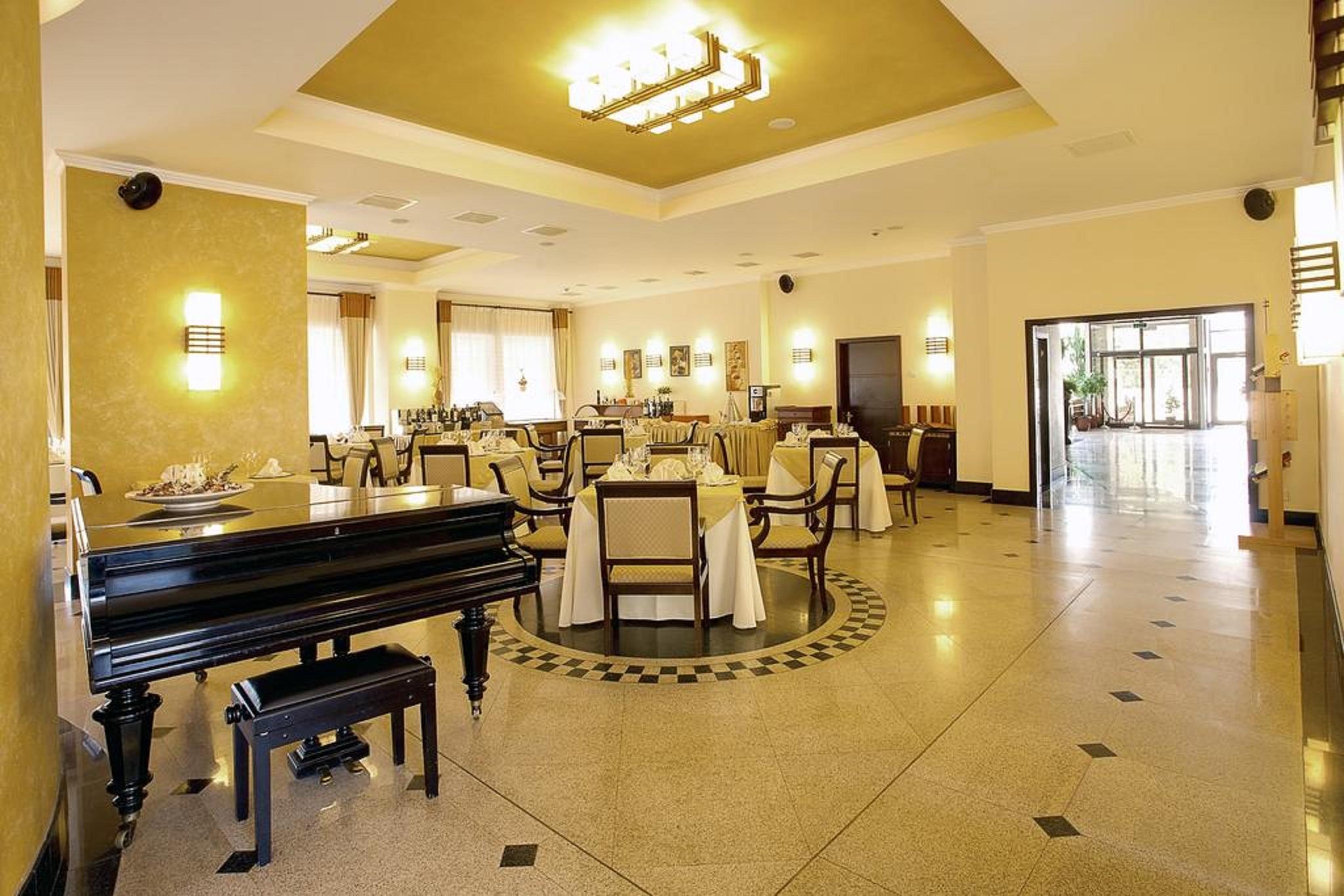 Hotel Tecadra Bucharest Exterior photo